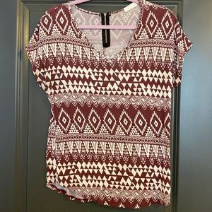 Maroon and White Geometric Top ⏫️